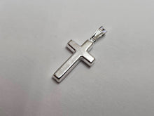 Load image into Gallery viewer, 925 Sterling Silver Plain Hollow Cross Pendant Italy 15/16 Inch (23mm) Tall
