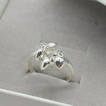 Load image into Gallery viewer, 925 Sterling Silver Dangling Heart Charms Toe Ring for Foot Beach Sizes 3-10.5
