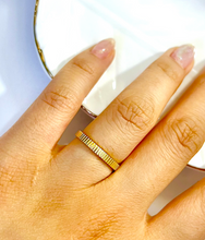 Load image into Gallery viewer, 14K Solid Gold Handmade Coin Edges Ring Band
