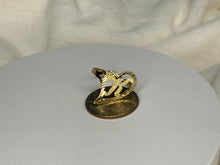 Load image into Gallery viewer, 10k Solid Yellow Gold Slanted Heart Cursive Initial Letter Alphabet Ring
