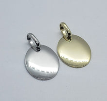 Load image into Gallery viewer, 14K Yellow / White Gold Plain Oval Pendant Disc Charm [Engraving Available]
