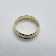 Load image into Gallery viewer, 14K Solid Gold 6mm Plain Wedding Band Yellow White Sizes5-11 [Free engraving]
