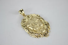 Load image into Gallery viewer, 10K Yellow Gold Lion Head Pendant Charm 4 sizes
