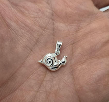 Load image into Gallery viewer, 925 Sterling Silver Smooth Plain Hollow Snail Pendant 7/16 (11mm) Inch Tall
