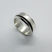 Load image into Gallery viewer, Sterling Silver Spinner Ring Polished Flat Band Handmade Men 5mm / 9mm Size 6~14
