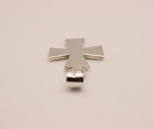Load image into Gallery viewer, 925 Sterling Silver Simple Maltese Cross Pendant
