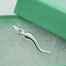 Load image into Gallery viewer, 925 Sterling Silver Italian Horn Pendant High Quality Nickel Free Men 2 Sizes
