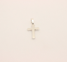 Load image into Gallery viewer, 925 Sterling Silver Dainty Detailed Line Texture Budded Crucifix Cross Pendant
