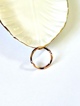 Load image into Gallery viewer, 14K Solid Gold Handmade Intricate Curves Twisted Ring Band
