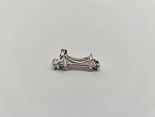 Load image into Gallery viewer, 925 Sterling Silver Long Brooklyn Bridge Charm Pendant 1 Inch Wide (25mm)

