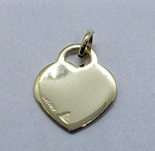 Load image into Gallery viewer, 14K Gold Plain Simple Heart Pendant Disc Pendant Charm [Engraving Available]
