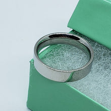 Load image into Gallery viewer, 5mm Surgical Stainless Steel Wedding Band Thumb Ring Best Quality Sizes 5-12
