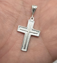 Load image into Gallery viewer, 925 Sterling Silver Outline Diamond Cut Cross Pendant 1 1/4 Inch Tall (31mm)
