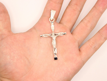 Load image into Gallery viewer, 925 Sterling Silver Detailed Bamboo Styled Christian Crucifix Cross Pendant
