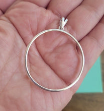 Load image into Gallery viewer, Sterling Silver 1 Onza Plata Libertad Bezel 36 mm Coins Prong Back Square Edge
