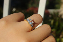 Load image into Gallery viewer, Authentic 14K Yellow Gold Ring CZ Square Design Size 5.5 to 8.5 Gift Ready
