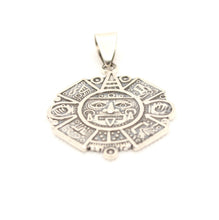 Load image into Gallery viewer, 925 Sterling Silver Flat Detailed Aztec Calendar Mayan Sun Face Pendant 35.8mm
