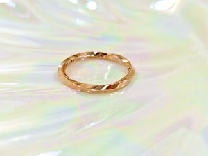 14K Solid Gold Handmade Intricate Curves Twisted Ring Band