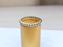 Load image into Gallery viewer, 14K Solid Gold Handmade Rope Pattern Ring Band
