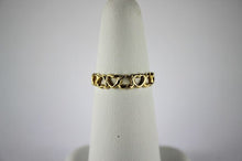 Load image into Gallery viewer, 14K Yellow Gold Beautiful Heart Ring
