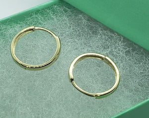 14K Yellow Gold Plain Round Huggie Hoop Earrings