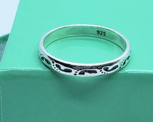 Load image into Gallery viewer, 925 Sterling Silver Footprints Stackable Ring
