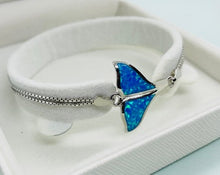 Load image into Gallery viewer, Sterling Silver Synthetic Opal Whale Tail Women lobster lock Bracelet
