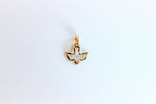 Load image into Gallery viewer, 10K Yellow Gold Dove Bird Pendant
