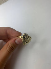 Load image into Gallery viewer, 10K Gold Heart Shape Nugget Ring
