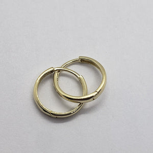 14K Yellow Gold Plain Round Huggie Hoop Earrings