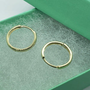 14K Yellow Gold Plain Round Huggie Hoop Earrings