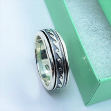 Load image into Gallery viewer, 925 Sterling Silver Spinner Ring with Wave Design
