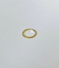 Load image into Gallery viewer, 14K Solid Gold Handmade Thin Coin Edges Ring Band
