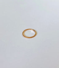 Load image into Gallery viewer, 14K Solid Gold Handmade Thin Coin Edges Ring Band
