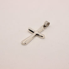 Load image into Gallery viewer, 925 Sterling Silver Beveled Edge Semi-Cylinder Cross Pendant
