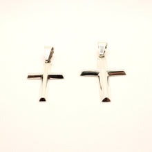 Load image into Gallery viewer, 925 Sterling Silver Smooth Simple Beveled Edge Cross Pendant
