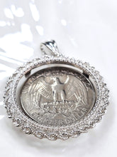 Load image into Gallery viewer, 925 Sterling Silver Dotted for 26mm Coins with Actual Rope Edge Edge Coin Bezel
