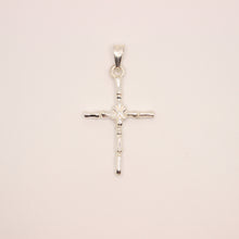 Load image into Gallery viewer, 925 Sterling Silver Phalanx Bone-Styled Edges with X in the Center Cross Pendant
