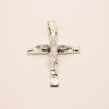 Load image into Gallery viewer, 925 Sterling Silver Detailed Bamboo Styled Christian Crucifix Cross Pendant
