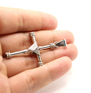 925 Sterling Silver Wire Wrapped Cylindrical Cross Pendant with Rope Edges