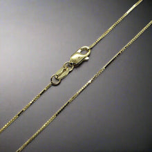 Load image into Gallery viewer, 10K Solid Yellow Gold Box Chain Necklace
