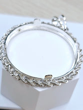 Load image into Gallery viewer, 925 Sterling Silver Dotted Edge with Actual Rope Edge for 30mm Coin Bezel
