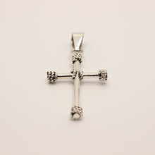 Load image into Gallery viewer, 925 Sterling Silver Plain Cylindrical Cross Pendant with Rope Textured Edges
