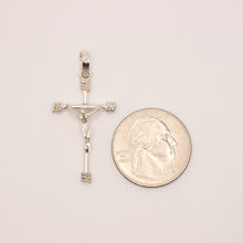 Load image into Gallery viewer, 925 Sterling Silver Dainty Stick Crucifix Cross with Rope Textured Edges Pendant
