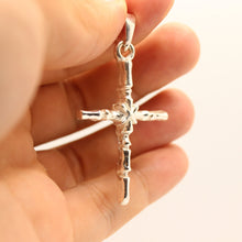 Load image into Gallery viewer, 925 Sterling Silver Phalanx Bone-Styled Edges with X in the Center Cross Pendant
