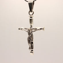 Load image into Gallery viewer, 925 Sterling Silver Detailed Bamboo Styled Christian Crucifix Cross Pendant
