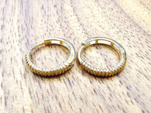 Load image into Gallery viewer, 14K Yellow Gold Rope Lined Huggies Hoop Earrings
