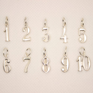 925 Sterling Silver Dainty Fancy Vintage Typographic Number 1 to 10 Pendant