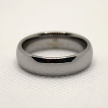 Load image into Gallery viewer, Tungsten Carbide Smooth Domed Mirror Polish Finish Wedding Band Thumb Ring 6mm
