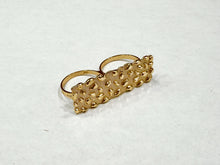 Load image into Gallery viewer, 10k Yellow Gold Nugget Style Double Finger Ring
